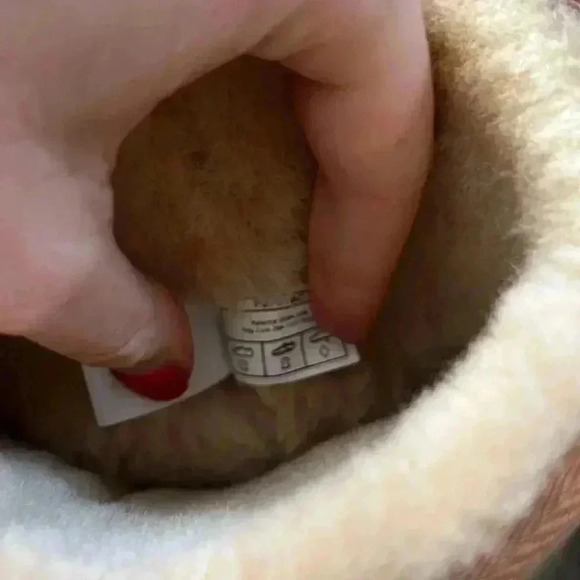 Ugg Boots women’s 9 - Picture 10 of 11